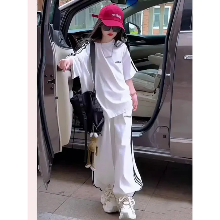 女童夏装套装可爱风2024新款洋气儿童短袖T恤时髦百褶短裙两件套