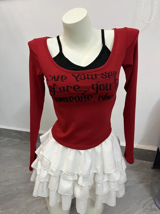 秋冬辣妹假两件长袖短款带胸垫U领女正肩撞色T恤爵士跳舞上衣