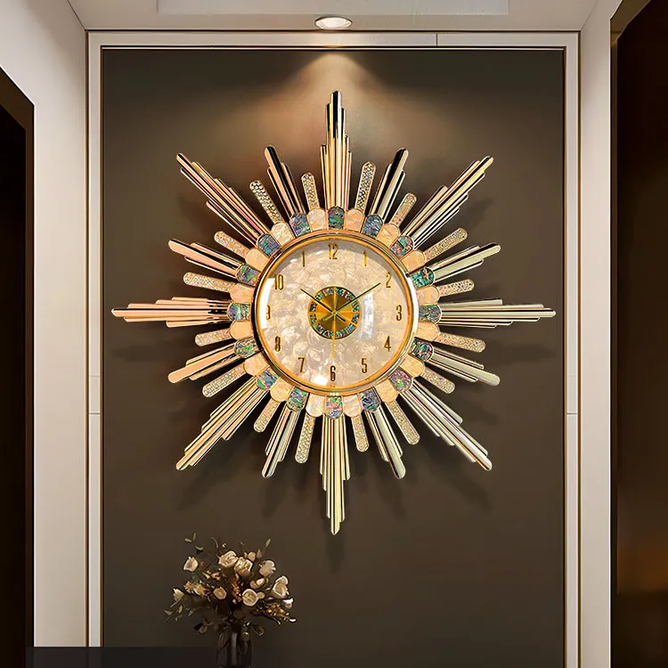 客厅大号钟表家用餐厅挂钟轻奢大气贝壳太阳2025年简约静音石英钟