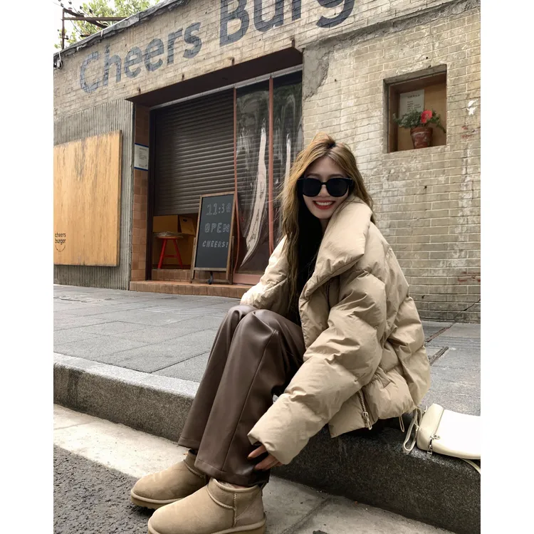 【暖暖冬日】2023时髦设计感翻领外套女冬季新款咖色皮裤时尚套装