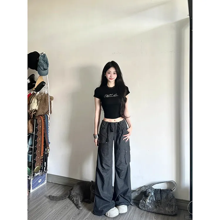 韩系穿搭后背镂空蕾丝拼接烫钻显瘦T恤女2024夏季时尚阔腿工装裤