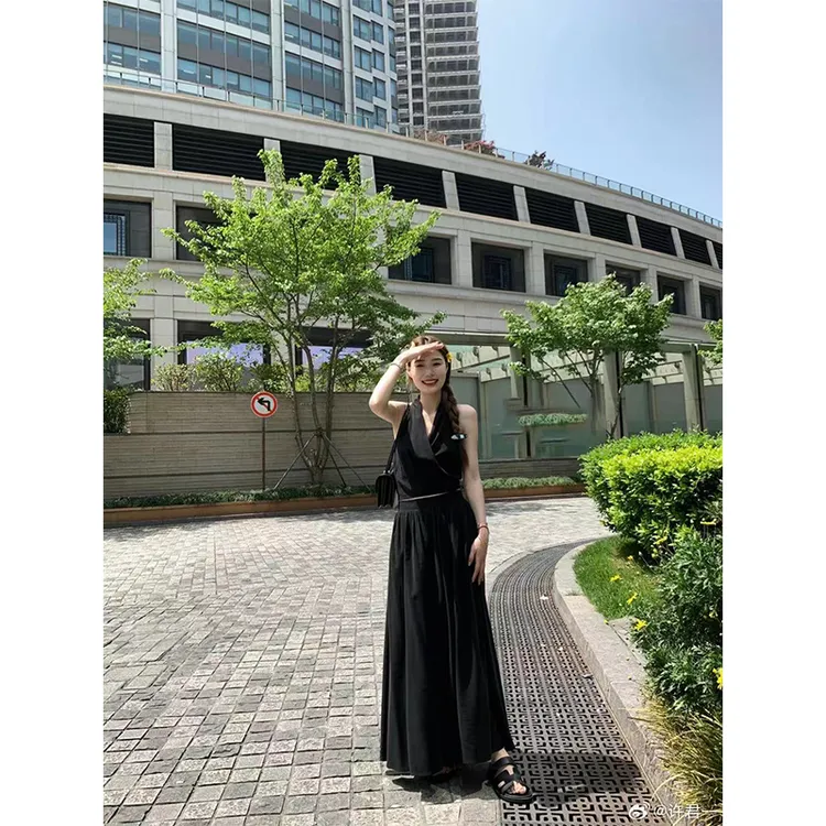 法式黑色气质显瘦交叉设计感上衣女2024夏季新款时尚高腰半身裙