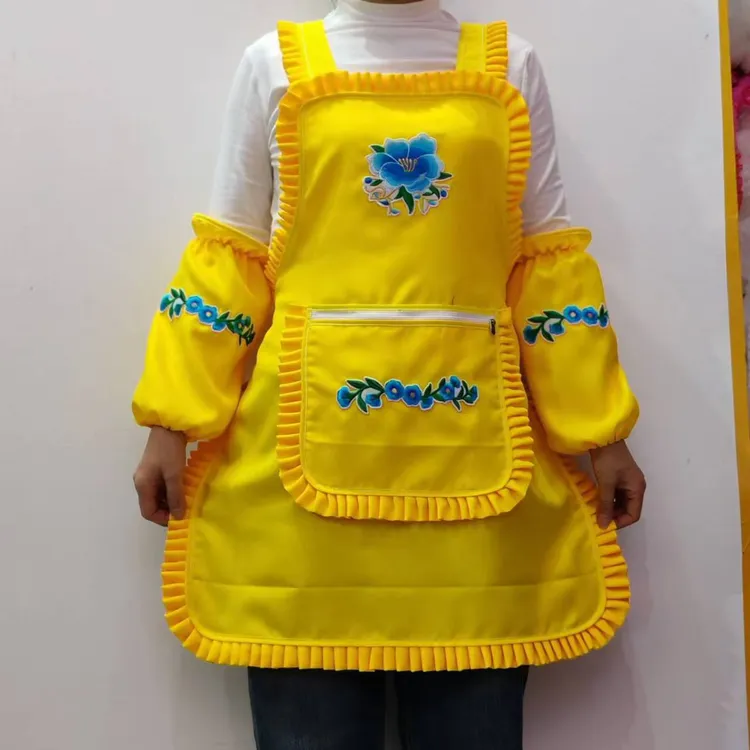 贵州新款荷叶边围裙爆款厨房专用时尚可爱防尘防污工作服自产自销