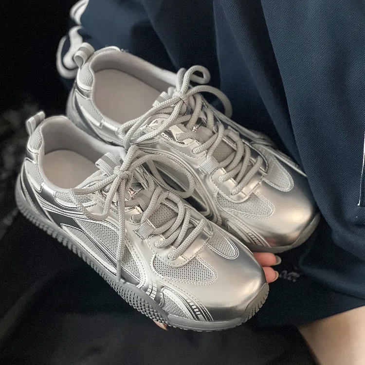 Ranyan/冉言春新品小众百搭板鞋女复古未来感休闲德训鞋女