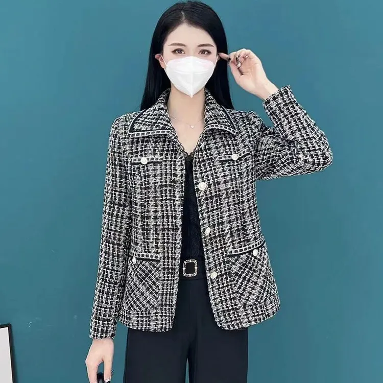 中年妈妈春秋洋气新款小香风外套中老年女装格子上衣40岁50夹克衫