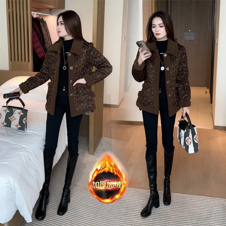 洋气女装时尚加绒加厚毛呢外套过冬款时尚百搭翻领妈妈装豹纹棉服
