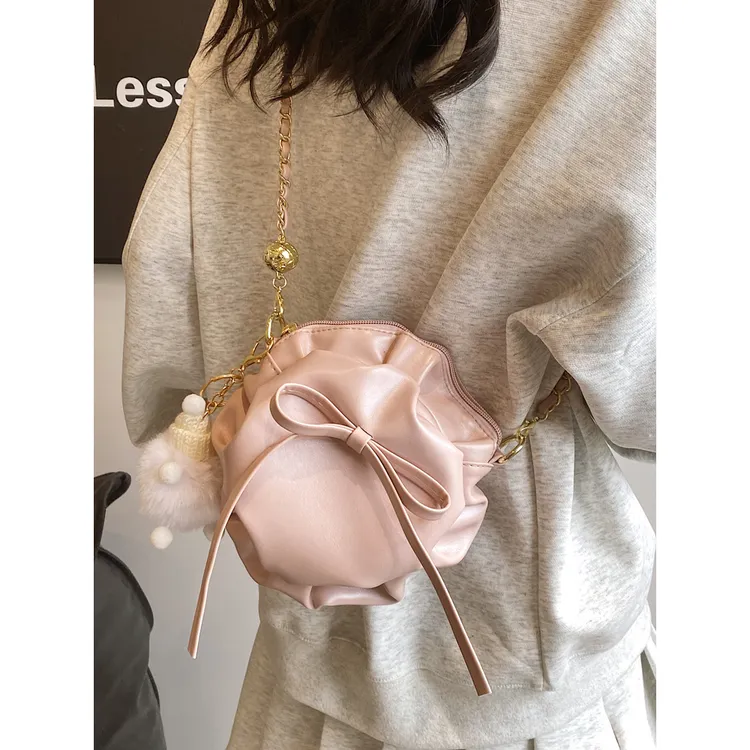 韩版小众蝴蝶结帽子包百搭链条小包包女2024新款流行爆款斜挎小包