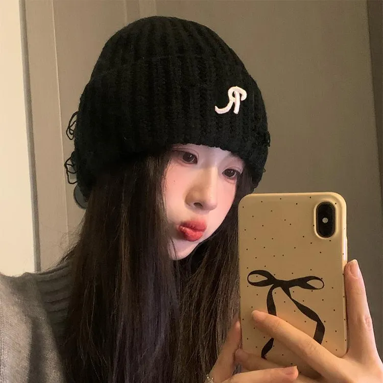 2024韩国新款R标针织帽包头帽秋冬户外保暖日常百搭字母毛线帽女