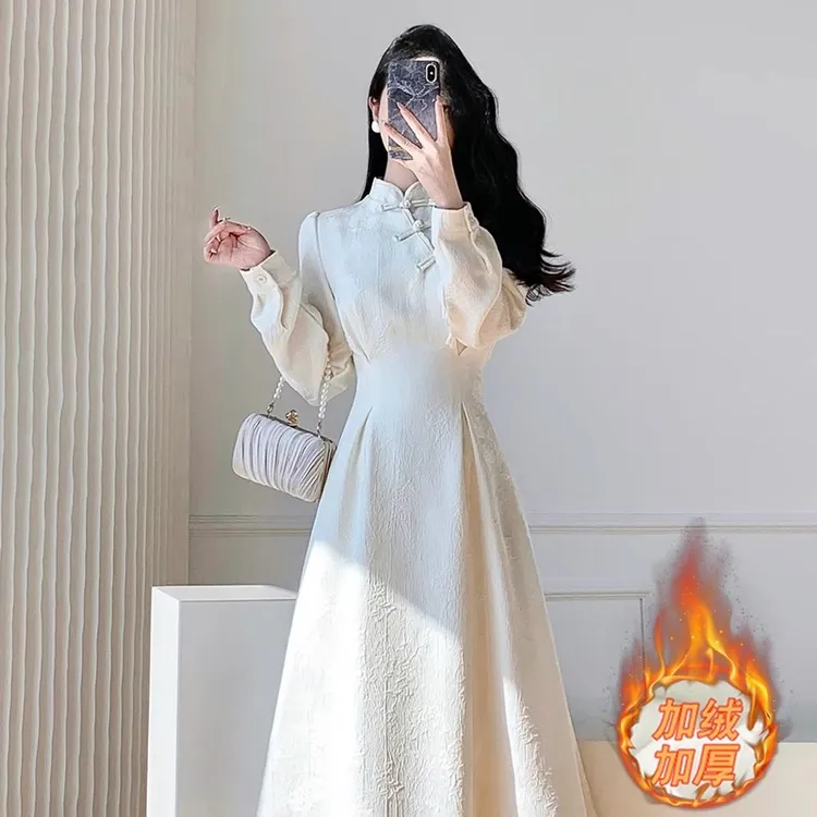 新中式改良复古旗袍加绒连衣裙女国风高级感大衣内搭打底收腰长裙