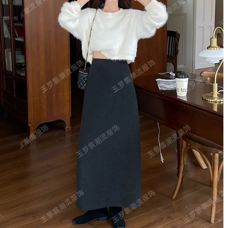 加绒加厚垂坠感高腰直筒半身裙女秋2025冬季仿羊绒软糯米长裙6101