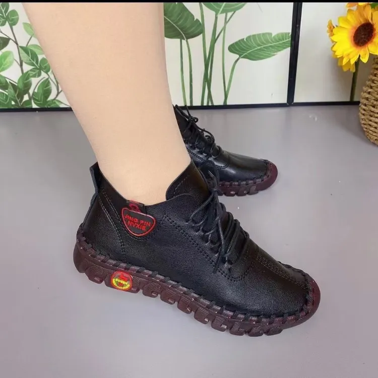 防滑妈妈鞋2022春季新款中老年舞蹈鞋牛筋软底休闲鞋女士平底单鞋