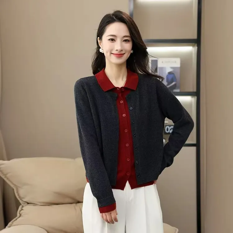 2025年拼色设计感减龄针织衫女春秋季新款假两件毛衣通勤外套上衣