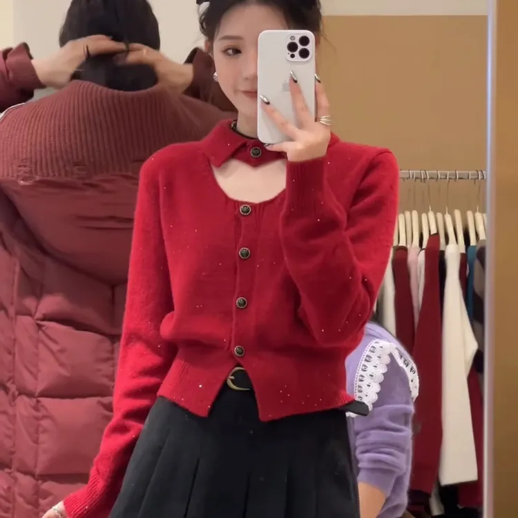 独特别致慵懒红色针织开衫女春秋韩系单排扣短款镂空外搭毛衣外套
