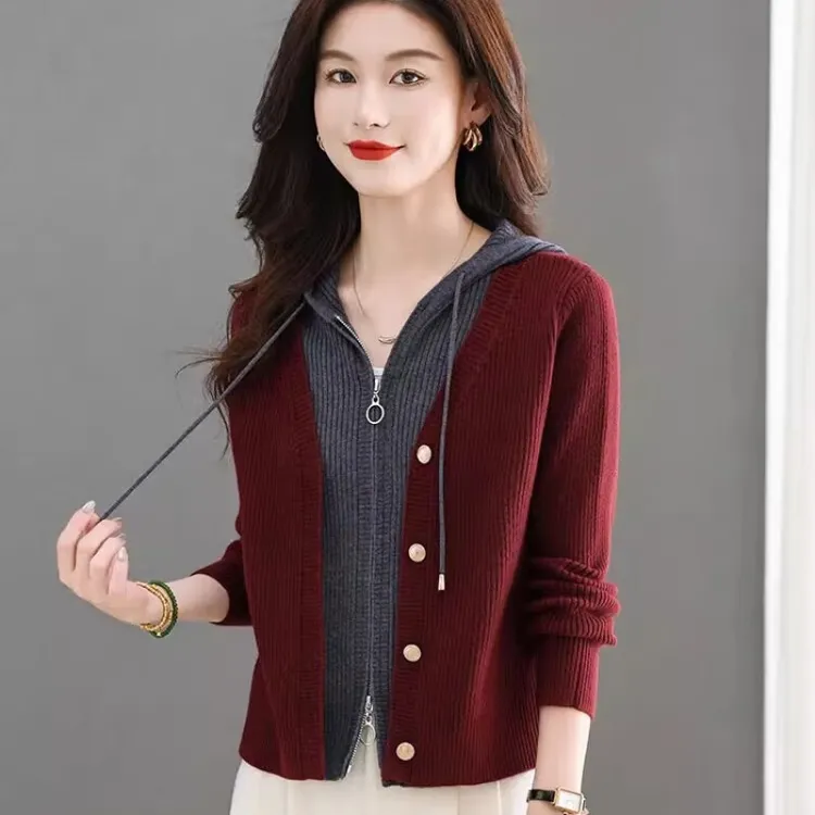 新年红色假两件上衣女洋气短款连帽毛衣外套春秋2024新款针织开衫