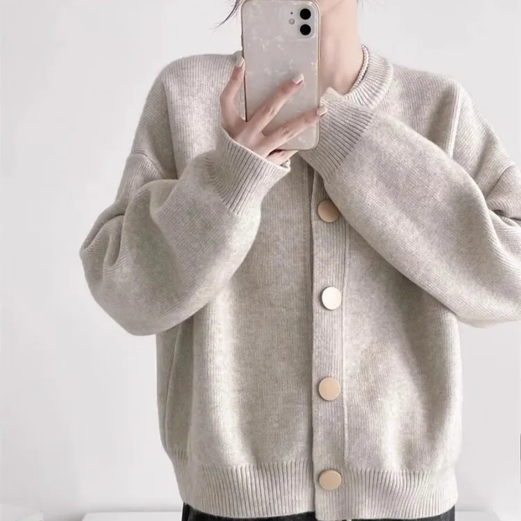 设计感单排扣纯色针织毛衣外套开衫慵懒宽松圆领春秋上衣