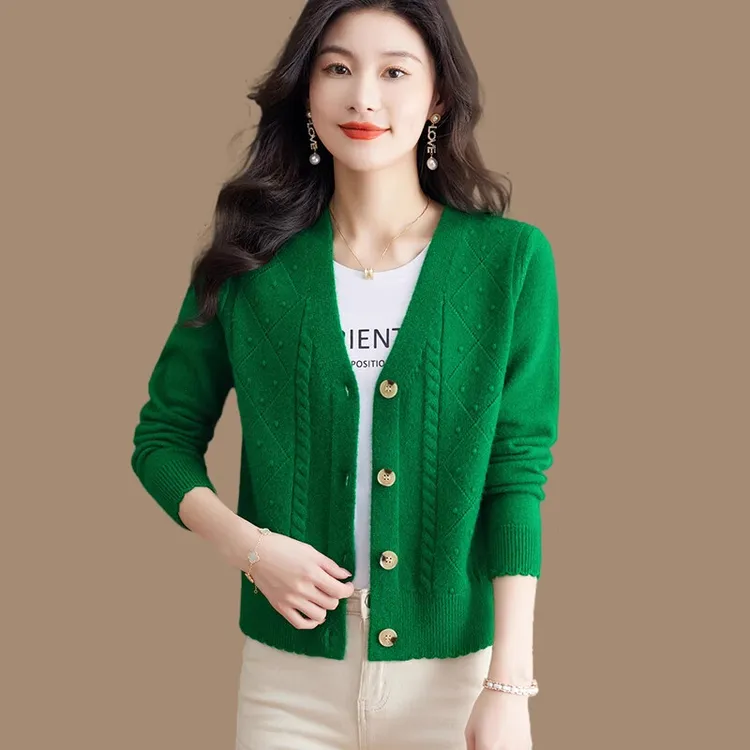 短款毛衣外套女春秋季百搭外搭针织衫新款洋气妈妈上衣时尚开衫