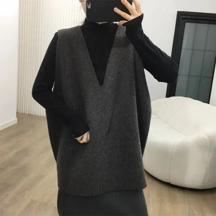 秋冬新品韩版中长款深V领加厚宽松针织马甲背心无袖毛衣女慵懒