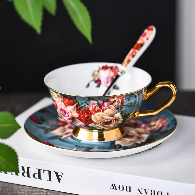 高档精致咖啡杯骨瓷杯碟奢华复古欧式红茶杯陶瓷水杯家用杯子描金