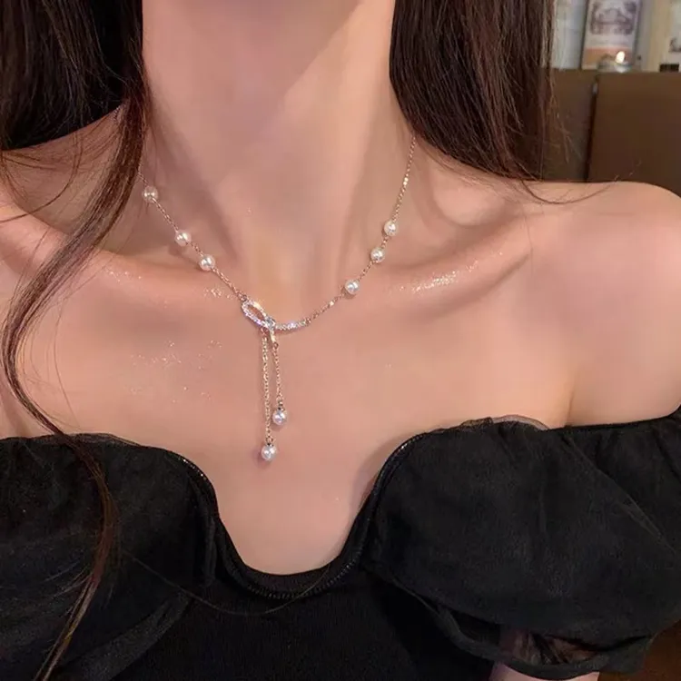 合金项链 蝴蝶结流苏项链女轻奢小众颈链设计感高级感锁骨链