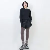 女装时尚黑色纯色百搭休闲羊绒皮短裤 24204