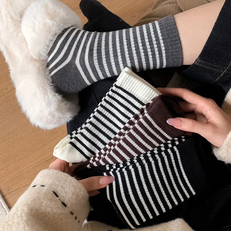 秋冬加厚条纹袜子女中筒袜韩版百搭咖色长袜微压堆堆袜外穿百搭潮