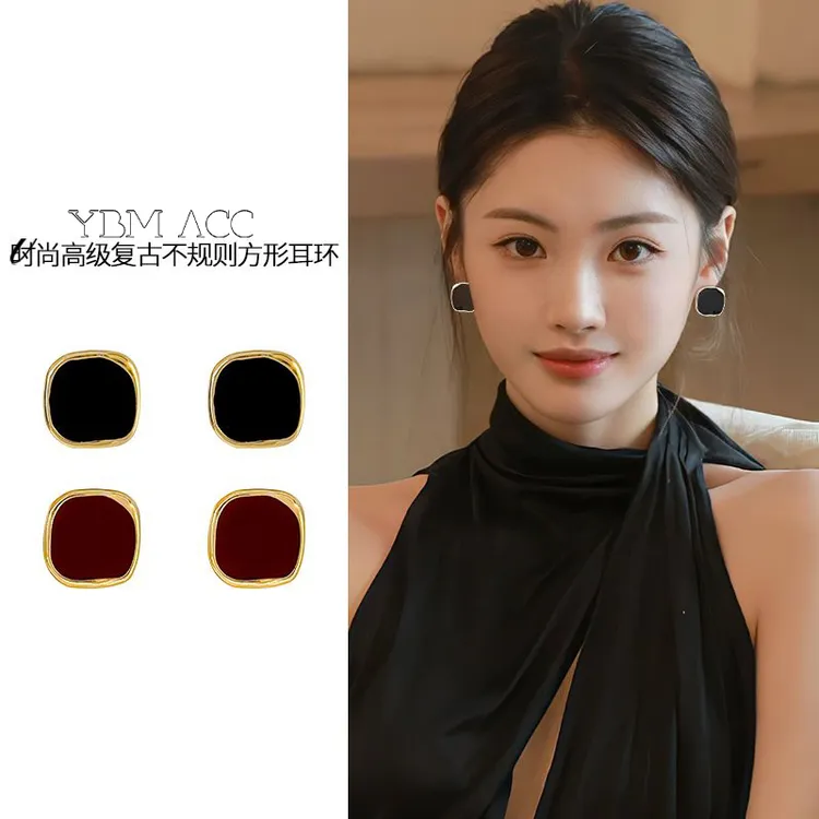 合金耳饰 法式几何耳钉女轻奢日常百搭小众设计感高级气质洋气