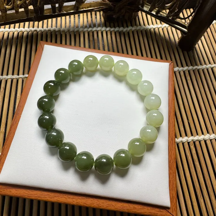 天然和田玉手链精美时尚渐变手链