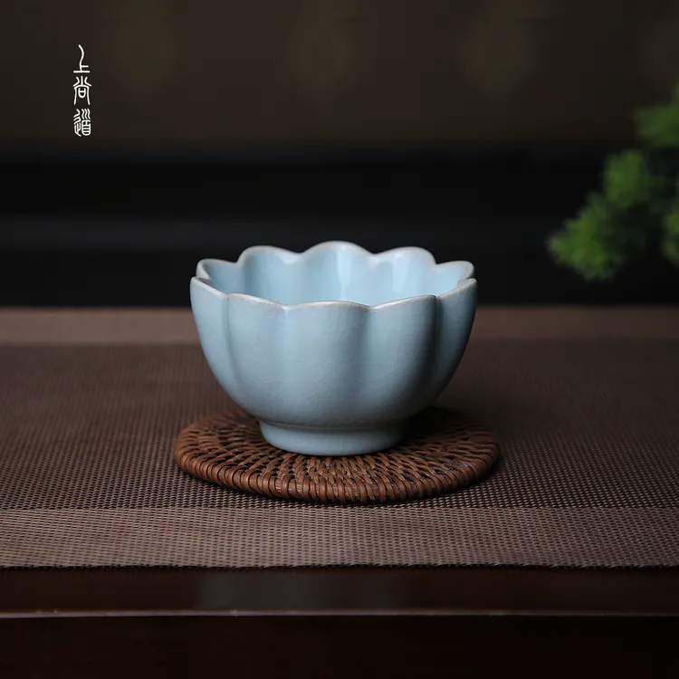 上尚道汝瓷莲花杯100ml原产地原矿玛瑙天青汝瓷主人杯汝窑开片
