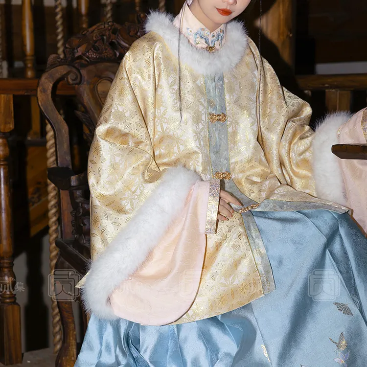 无贰集【重华】仿宋锦昭君袄薄绒华丽短袄原创传统明制秋冬汉服