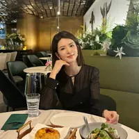 ANGELIAORIGINAL优雅的她 25年春款桑蚕丝拼接显瘦收腰连衣裙024#