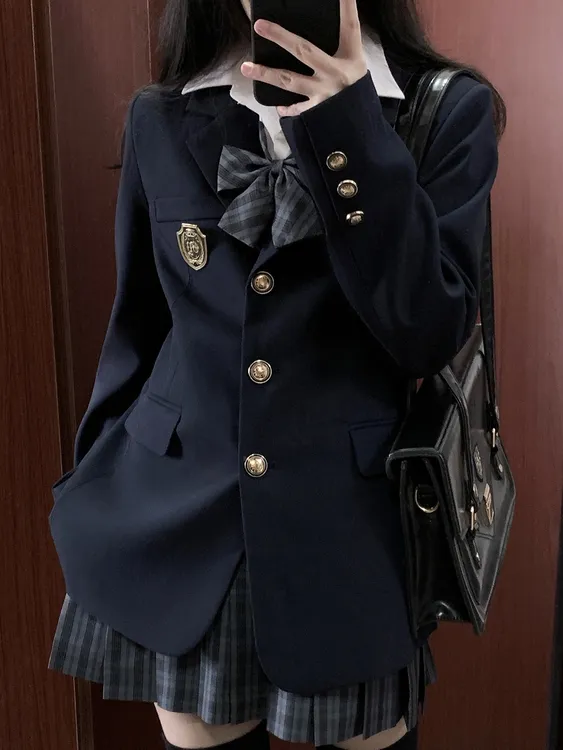 微收腰三粒扣西装JK制服女学院风原创校供感白色春季气质长款