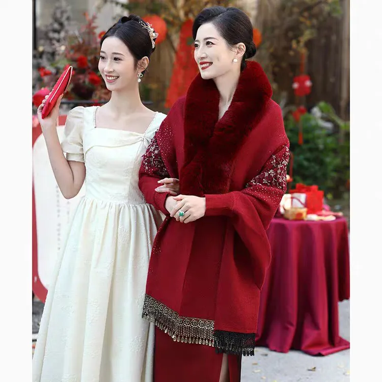喜婆婆婚宴装旗袍披肩加绒加厚妈妈礼服外套外搭红色斗篷保暖冬季