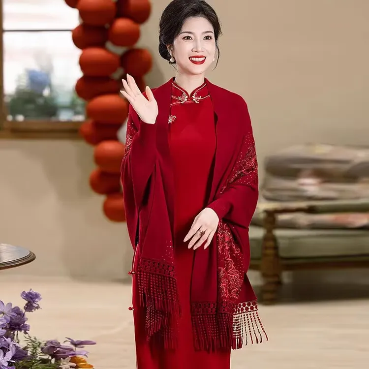 披肩外搭女2025新款春秋季婚礼妈妈喜婆婆配旗袍高端带袖斗篷外套