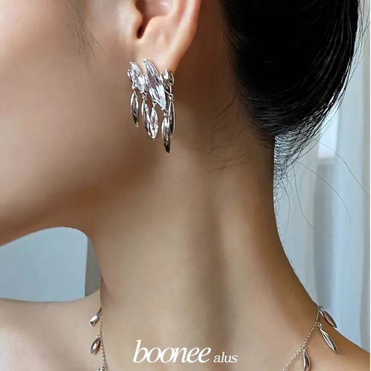 boonee alus 铜合金合成锆石耳饰 不规则马眼锆石气质流苏耳环女