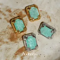 boonee alus 铜合金合成锆石耳饰 原创复古小众艺术花窗银针耳钉