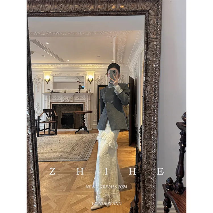 无艳一禾【巴洛克舞会】高货单面顺羊毛收腰外套+蕾丝半裙