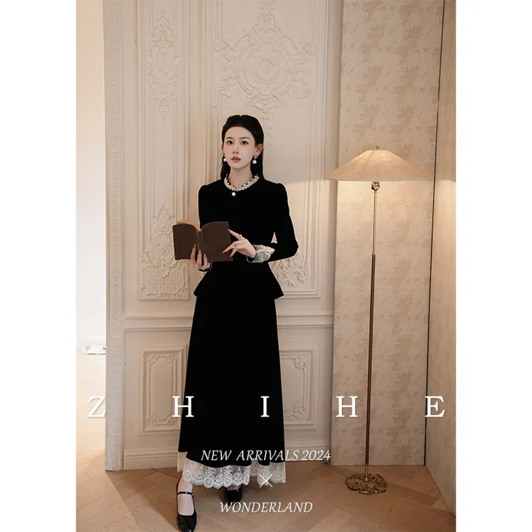 无艳一禾【镜中舞会】静奢宫廷丝绒拼接蕾丝冬季显瘦上衣秋冬+半裙