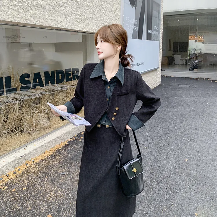 高级感灯芯绒外套半身裙套装女2025春季新款大方得体穿搭两件套裙