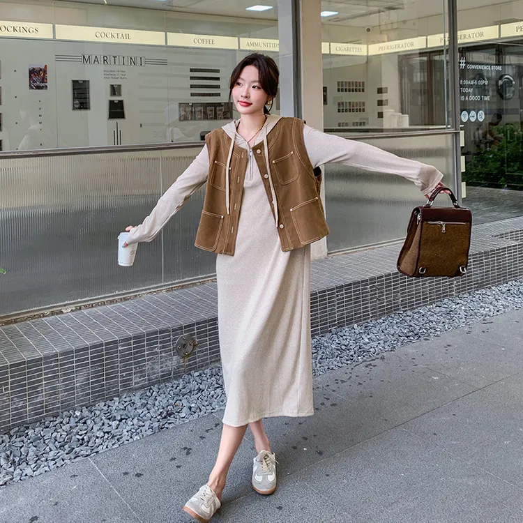 春季搭配一整套休闲卫衣裙套装女2025新款设计感马甲连衣裙两件套