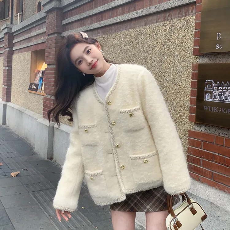 富家千金气质小香风短外套女2024秋冬新款小个子羽绒内胆保暖上衣