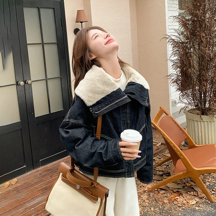 羊羔毛娃娃领牛仔外套女冬季2025新款美式炸街小个子短款加厚上衣