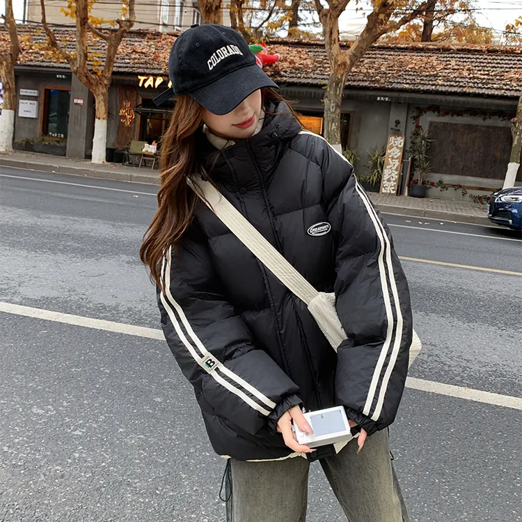 黑色撞色立领白鸭绒羽绒服女2025冬新款学院风加厚面包服短款外套