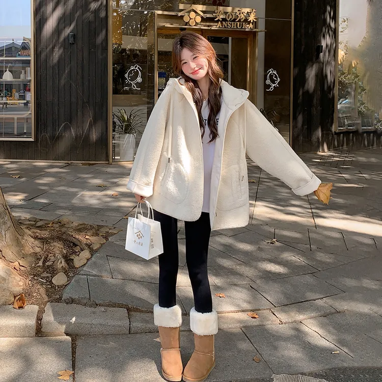 高级感超好看羊羔毛外套女2025秋冬季新款小个子加绒加厚短款上衣