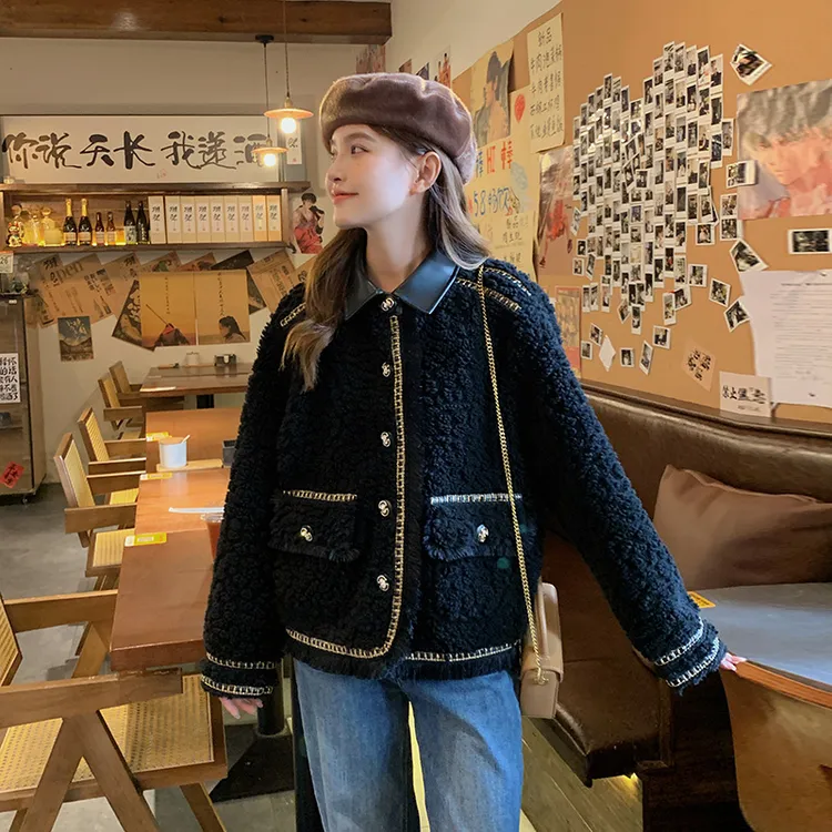 黑色小香风羊羔毛外套女小个子2024冬季新款皮毛一体加厚保暖上衣