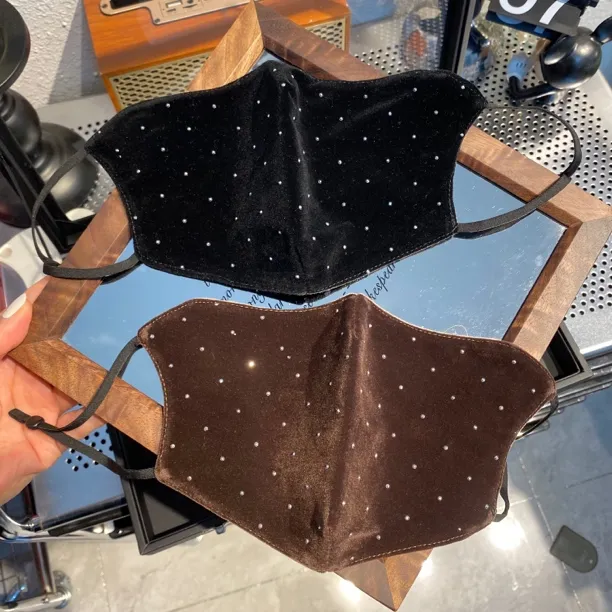 秋冬防风女神点钻金丝绒加厚口罩女防寒保暖透气护眼角骑行面罩