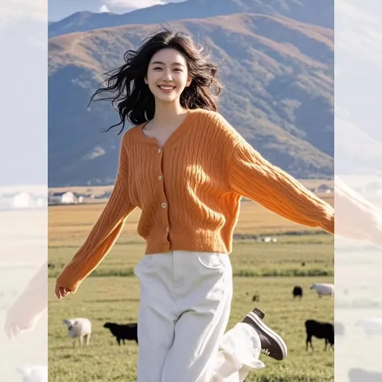 韩系温柔风橙色针织开衫粗麻花毛衣女2025早秋新款减龄小个子上衣