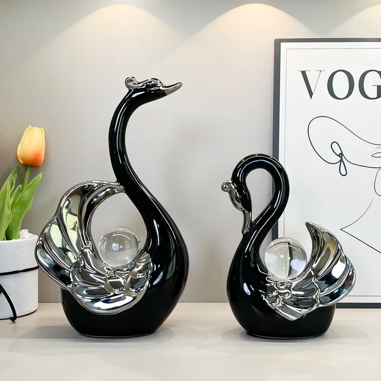 简约陶瓷欧式天鹅一对摆件轻奢高级感家居客厅电视柜装饰品高档