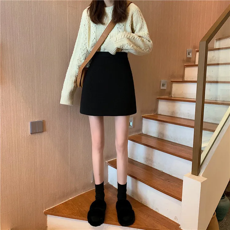 黑色大码短裙女秋冬新款高腰显瘦包臀裙防走光A字半身裙百搭包裙1