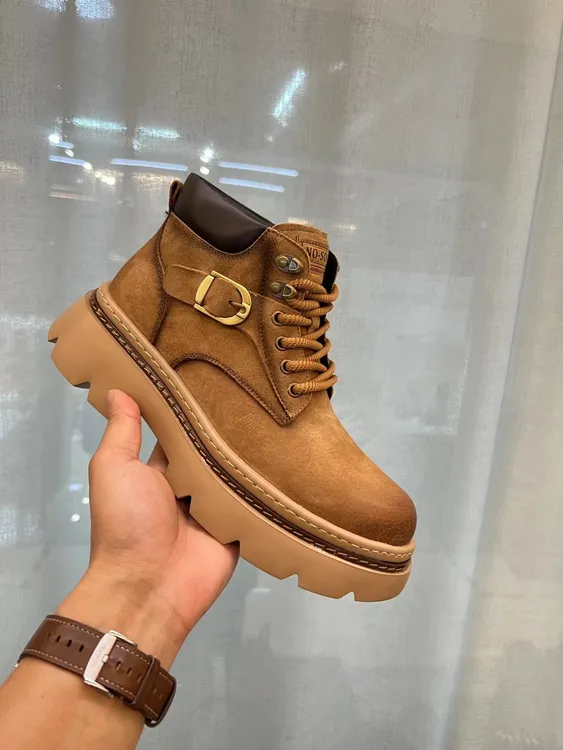 男鞋2024冬季新款马丁靴欧洲站户外厚底增高真皮工装休闲工装靴