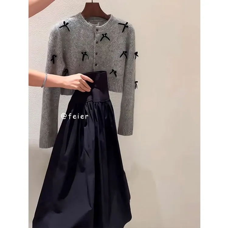 秋季套装女2025新款时尚女装韩系甜美针织衫收腰法式半身裙两件套